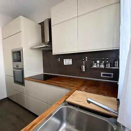 Rosa Apartament